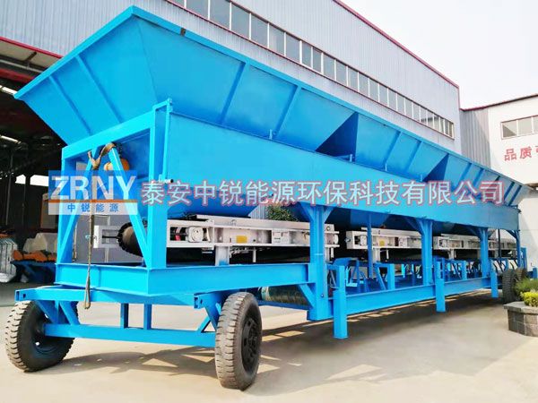 移动式四仓配煤机系统