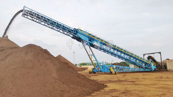 智能堆高堆料机