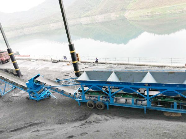 双卧轴搅拌配煤机